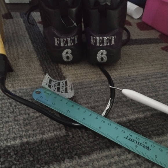 Sz2 Custom Covid trainers - Picture 7 of 8